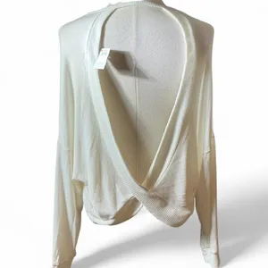 NWT PROJECT‎ SOCIAL T Ivory Cross Back Sweater Loose Fit Dolman Sleeve Women M thumbnail 2