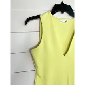 Good American Yellow V Neck Sleeveless Snap Closure GR4850 Bodysuit Large thumbnail 4