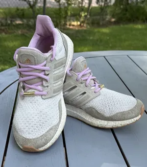 Adidas Ultraboost 1.0 Off White Lilac Women Size 8 Sneakers ID9665 Running Shoes thumbnail 1