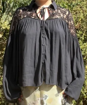 Free people Black lace top. thumbnail 1