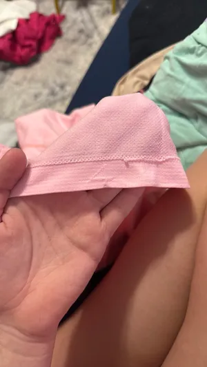 Lululemon size 4 shirt  thumbnail 4