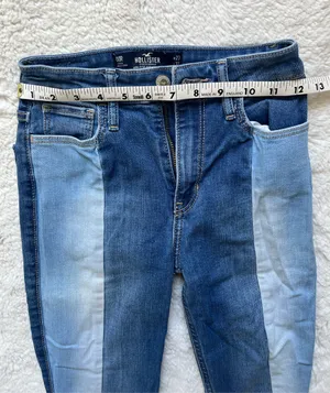 Hollister Jeans Flare High-Rise thumbnail 4