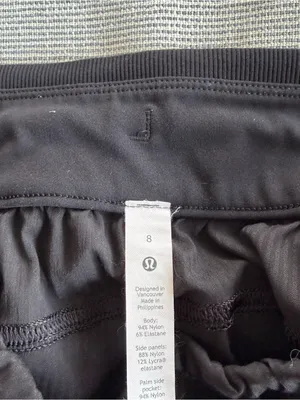Lululemon Beyond the Studio Jogger Black Size 8 thumbnail 9