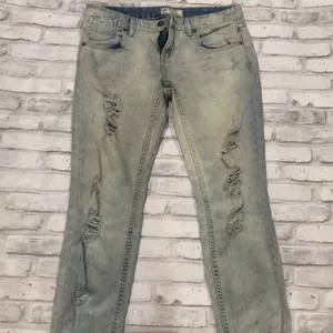 Free people destroyed stonewashed jeans thumbnail 3