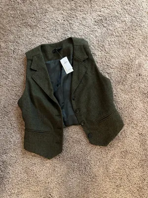 Banana Republic Vest Sweater thumbnail 2