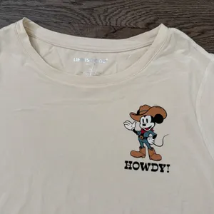 Life Is Good Active Disney Mickey Mouse Howdy Graphic Tee Women's L NWT Cream thumbnail 4