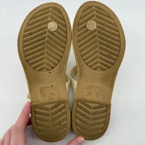 Crocs Tulum Toe Post Toe Sandal White Tan Women 6 Strappy Slip On Flip Flop thumbnail 8