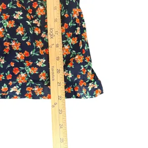 Old Navy Puff Sleeve Top Size M Smocked Floral Print Empire‎ Waist Cottage thumbnail 10
