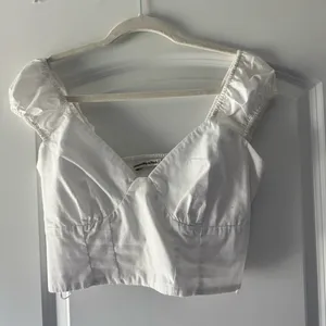 Abercrombie Top White Size M thumbnail 1