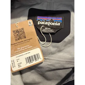 Patagonia Women's Torrentshell 3L Rain Parka Black Size XS NWT ($250 Retail) ** thumbnail 10