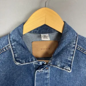 H&M Trucker Jean Jacket Women Size 4 Medium Wash Blue Classic Denim 100% Cotton‎ thumbnail 9