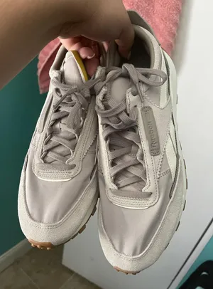 Reebok Tennis Shoes thumbnail 3