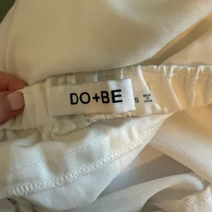DO+BE Elegant White Women's Top thumbnail 3