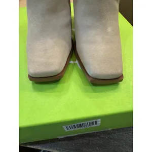Sam Edelman Ivette Sesame Suede Side Zipper Square Toe Block Heel Boot Size 9.5‎ thumbnail 8