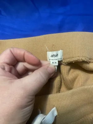 Neutral Tan aerie medium shorts thumbnail 4