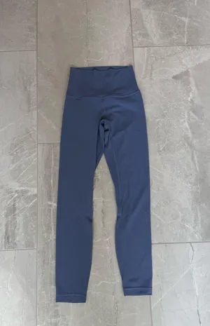 Lululemon Align Leggings 25" thumbnail 2