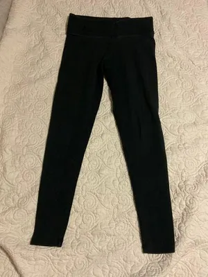 PINK Victoria’s Secret Leggings thumbnail 1