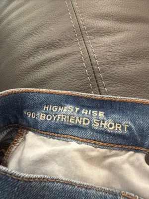 American Eagle Highest Rise ‘90s Boyfriend Shorts Size 4 (fits like a 6) thumbnail 3
