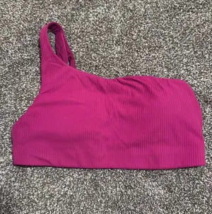 Lululemon Sports Bra thumbnail 1