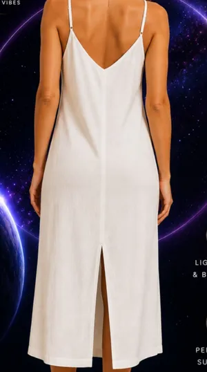 Ava + Esme Women’s Lightweight Slip Dress - White size M thumbnail 1
