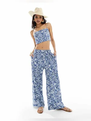 Abercrombie & Fitch Crinkle Textured Squareneck Cropped Tank - Blue Floral - XS thumbnail 4