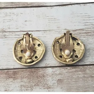 Vintage Clip On Earrings - Large Sand Dollar Beach Theme Statement Earrings thumbnail 7