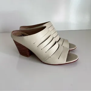 FORTRESS OF INCA Gaby‎ Ivory Leather Mules Heels Sandals thumbnail 2
