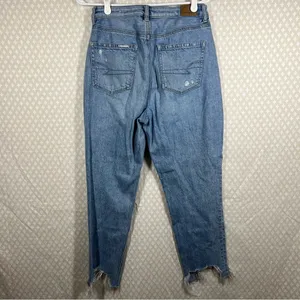 American Eagle Women Jeans Sz 6 Light Wash‎ Distressed Highest Rise Mom Denim thumbnail 4