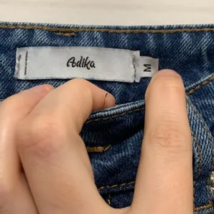 Adika Jeans Size Medium thumbnail 4
