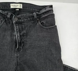 Abercrombie 90s Slim Straight Ultra High-Rise Jeans thumbnail 2
