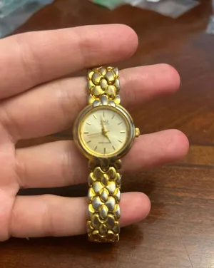 Women Q&Q Quartz WR Analog 23mm Round Watch untested need battery thumbnail 1