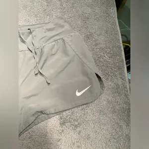 Nike dri-fit Women's Gray Athletic Shorts small thumbnail 2