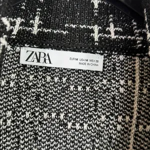 Zara jewel button double breasted metallic thread knit blazer jacket medium thumbnail 4