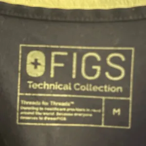FIGS Scrubs Top Size Medium Dark Blue thumbnail 3