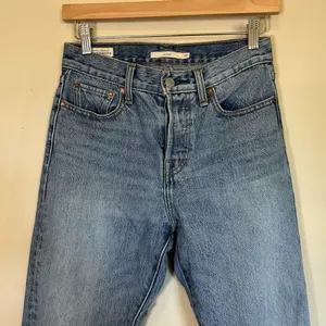Levi's Wedgie‎ Premium WOmen's 25 Icon Fit Jeans Shut Up 22861-0036 thumbnail 3