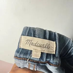 Madewell Pull On Jeans Women's Small Blue Light Wash Relaxed thumbnail 4