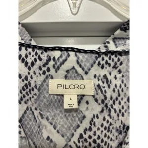 Anthropologie Pilcro Snake Print Button Up Shirt Top Tunic Sz Large Gray Modern thumbnail 2