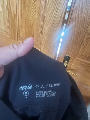 Aerie - Black High-Waist Leggings with Side Pockets thumbnail 2