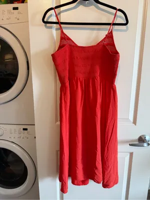 Women’s Red V-Neck Midi Sundress with Spaghetti Straps thumbnail 4