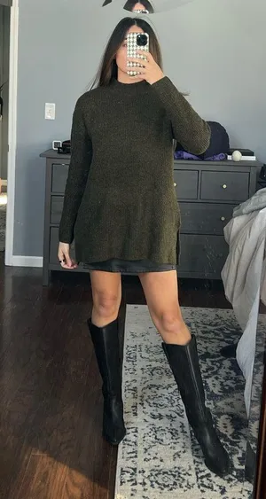 Green Sweater Dress Size M thumbnail 2