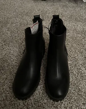 TJ Maxx Boots thumbnail 1