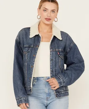Levi's Women's Medium Wash 90s Sherpa Trucker Jacket Sz L thumbnail 1