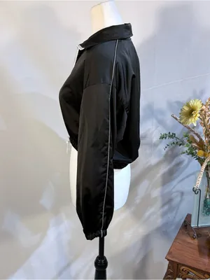 💥Polly Cropped Windbreaker Jacket Black White Zip Toggle Hem Lightweight S/M💚 thumbnail 7