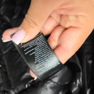 The North Face Women's Black‎ Puffer Jacket Size: S thumbnail 4