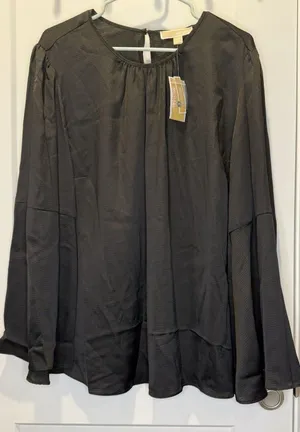 Women’s Michael Kors Black Satin Textured Blouse Long Bell Flared Sleeve Plus 2X thumbnail 1