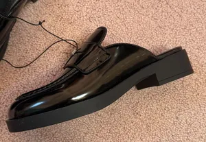 DKNY Glossy Black Slip-Ons thumbnail 1