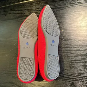 Rothy’s The Point Vibrant Red Pointed Toe Shoes Flats 8 Retired EUC thumbnail 6