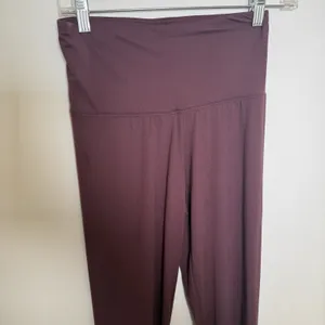 Kindred Bravely Women's Maternity XS Maternity L/S Top and Leggings Set Wine thumbnail 4