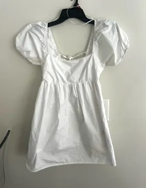 White puff sleeve tie back dress thumbnail 1