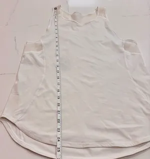 Lululemon Women's ivory Sleeveless active sports Top thumbnail 1
